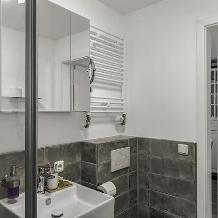 Objekt-nr 240 - Hafen - Kurgartenstrasse